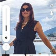 Laureata in giurisprud. con lode, con maturità classica e magistrale, impartisce lezioni di matematica ed altre materie per medie